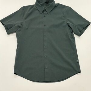 Lululemon Airing Easy Forest Green Casual Button Down Shirt NWOT